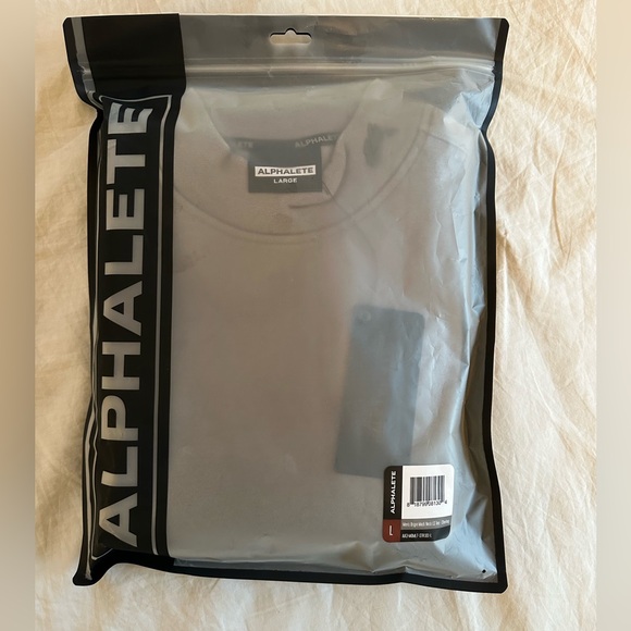 Alphalete Sweater - Picture 1 of 3